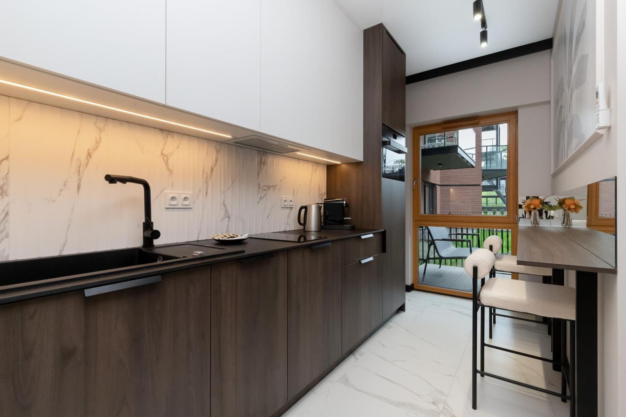 Elegant In With Sauna, Gym And Parking By Renters *
