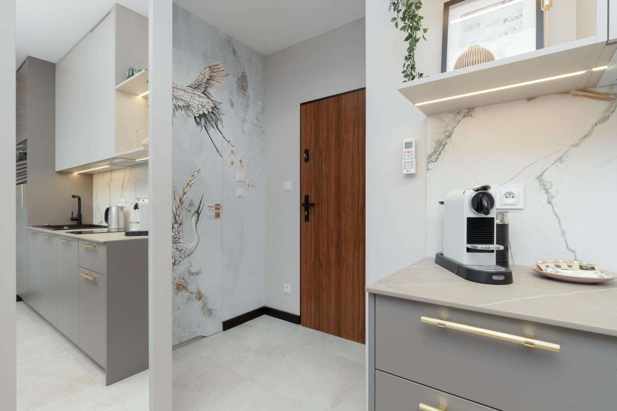 Elegant In With Sauna, Gym And Parking By Renters *